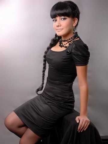 Ruhshona - Yaqining Bo'lay {Official Clip} HD