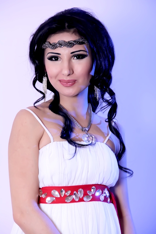 Hizra Usmonova - Ayol (2013)