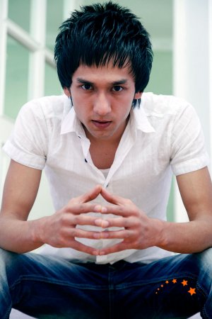 Azik-Monolog (Official HD VideO)