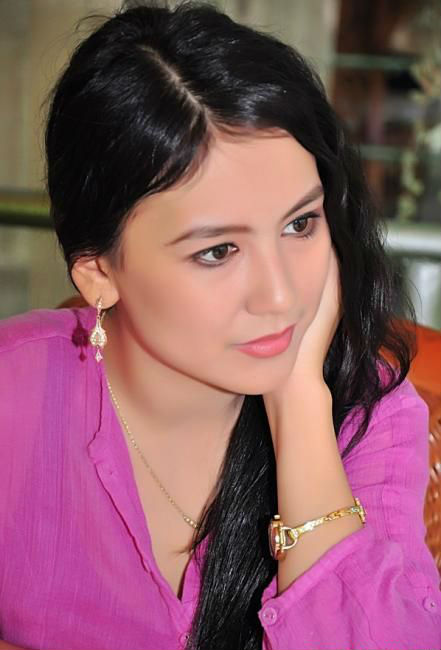 Dilnoza Kubayeva - Sensiz (Monolog) 2013