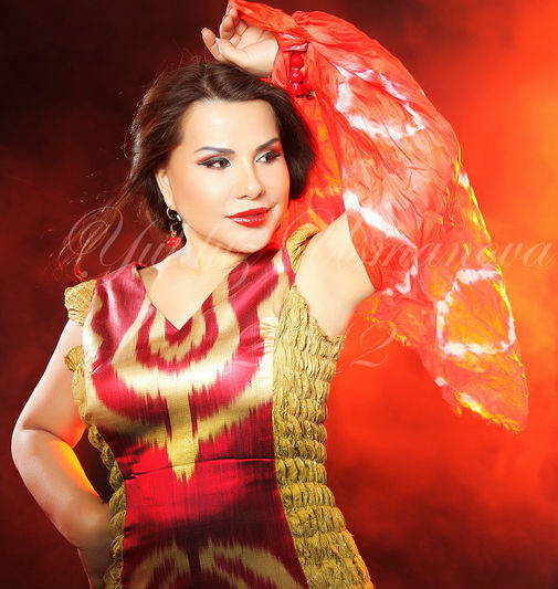 Смотреть Yulduz Usmonova - Gulisan ( Yangi Klip / 2013 ) онлайн бесплатно в хорошем качестве Yulduz Usmonova - Gulisan ( Yangi Klip / 2013 )