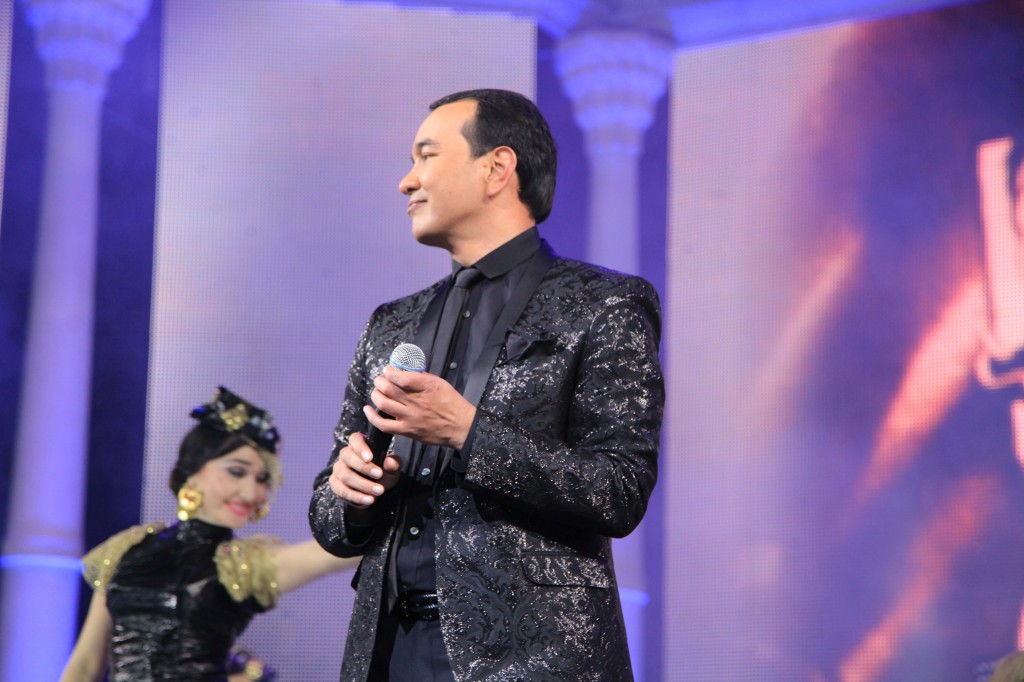 Ozodbek Nazarbekov - Konsert Dasturidan 1 Parcha (2013)