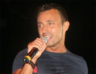 Mustafa Sandal Toshkentda (Eksklyuziv video)